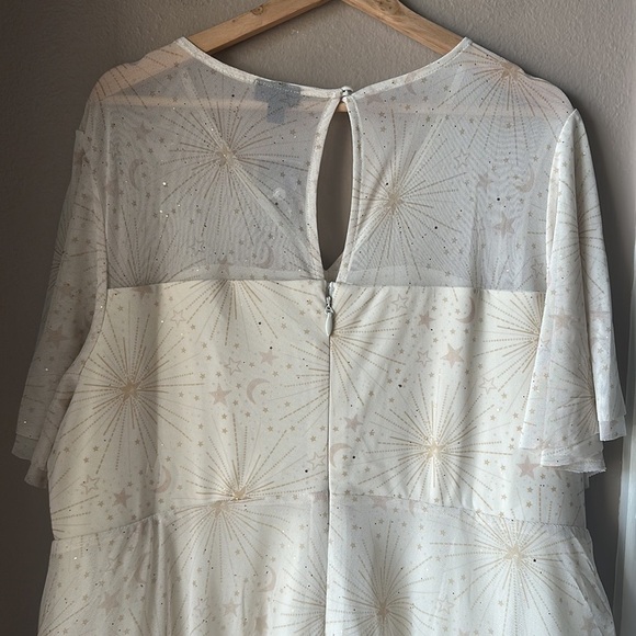 NWT TORRID Midi Mesh Flutter Sleeve Starburst Dress - Picture 12 of 14